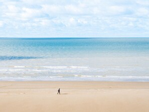 Beach nearby - Wake up to sea views (Koksijde)