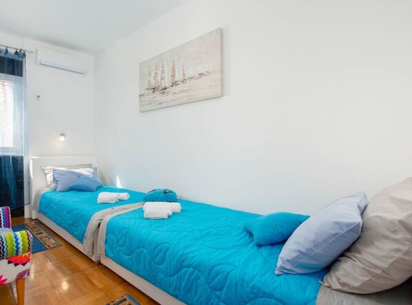 Villa (Three Bedroom Villa With Pool) | 2 habitaciones y cunas