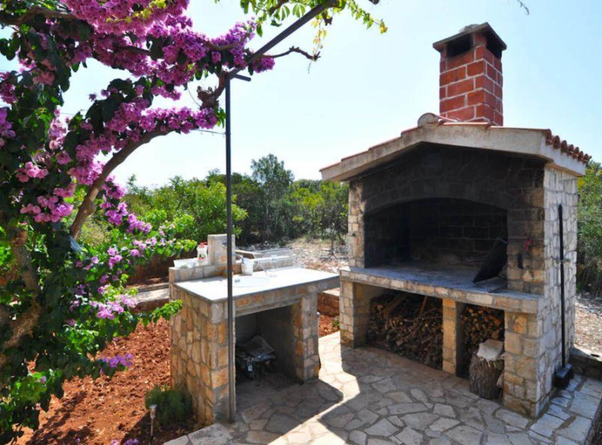 Apartment (Three Bedroom apartment With Sea View) | BBQ/picnic area