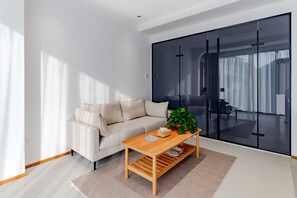 Family Double or Twin Room, Hill View | Premium bedding, down comforters, individually decorated - Shanye Guesthouse - Jingxian Shuimo  (Jing County)