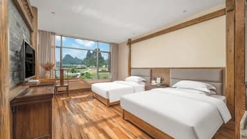 Bureau, espace de travail pour ordinateur portable, Wi-Fi gratuit