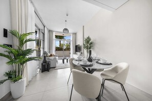 Apartment - Stayshort - 2 Bedroom Sleeps 6 in Dubai Hills (Dubai)