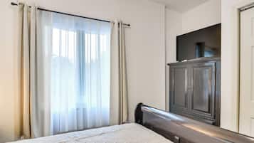 4 bedrooms, internet, bed sheets