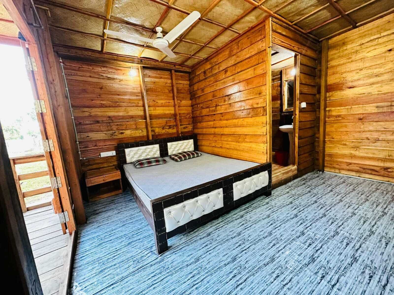 Honeymoon Cottage, Beach View