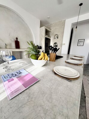 تناول الطعام