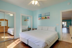 3 bedrooms, iron/ironing board, Internet, bed sheets - Screened Patio w/ Pond Views! Myrtle Beach Condo (Myrtle Beach)