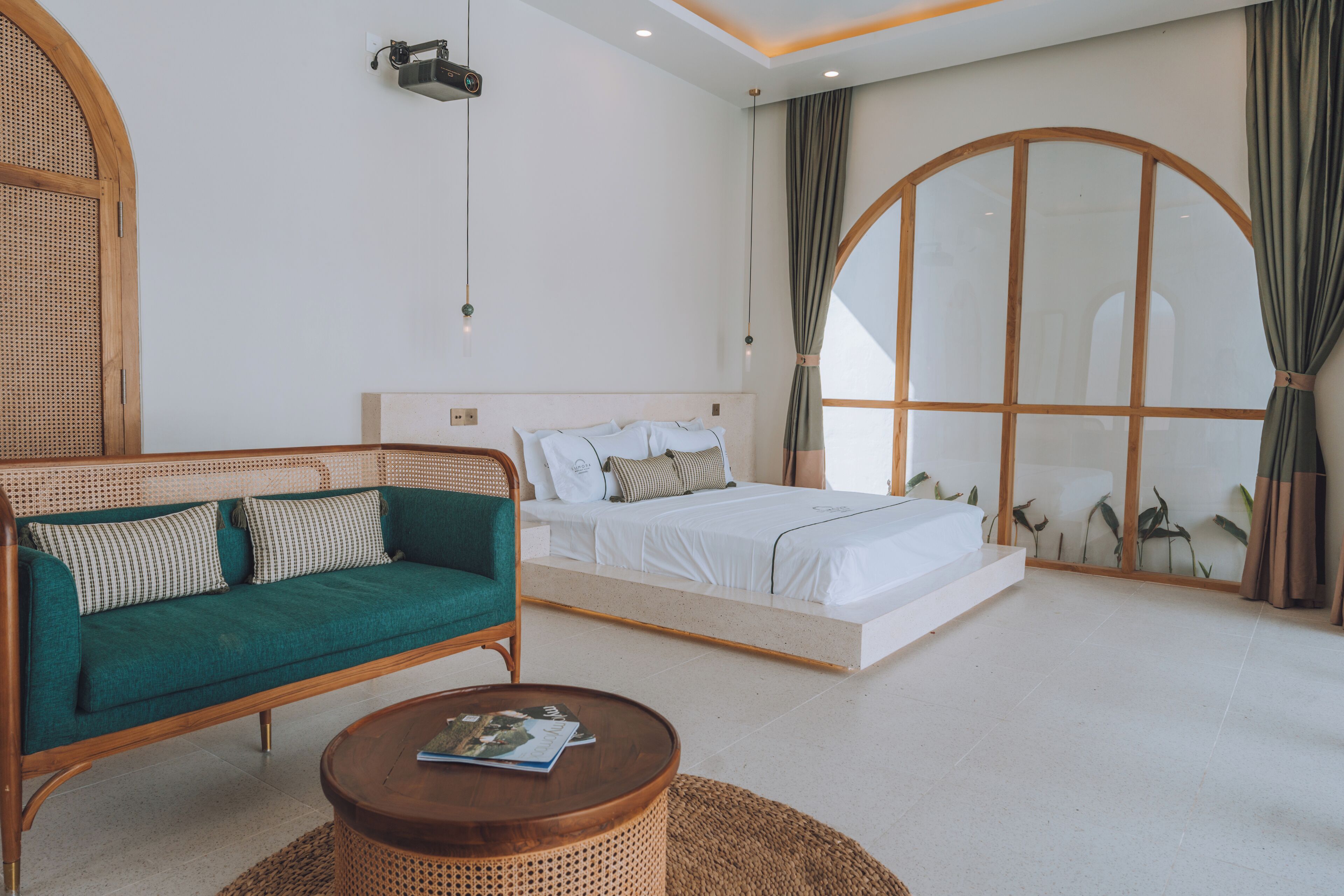 Vila Deluks | Kamar mandi | Shower, perlengkapan mandi gratis, pengering rambut, dan handuk