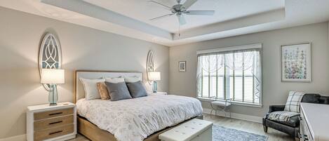 Desk, iron/ironing board, Internet, bed sheets