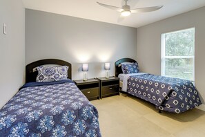 Desk, internet, bed sheets - Brand-New Build! Fort Pierce Home By Coastal Parks (Fort Pierce)