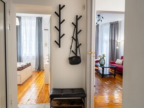 Interior - Komfort-Suite im Zentrum von Sofia, zwei Schlafzimmer, acc by Interhome (Sofia)