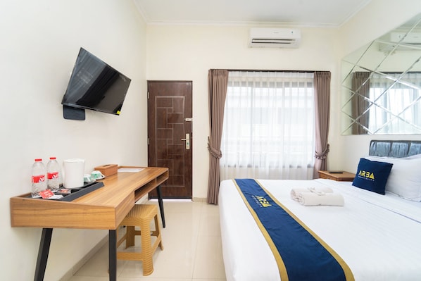 Habitación doble Deluxe | Escritorio, espacio para trabajar con laptop y wifi gratis