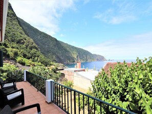 Property grounds - Haus Seixal by Interhome (Madeira/Santa - Porto Moniz)
