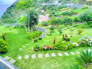 Property grounds - Quinta do Serrado 2 by Interhome (Madeira/Santa - Porto Moniz)
