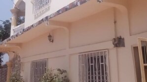 Exterior detail - für 4 Personen in Brusubi Gambia by Interhome (Brufut)