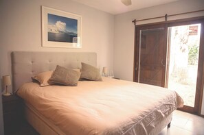 Acesso à internet, roupa de cama