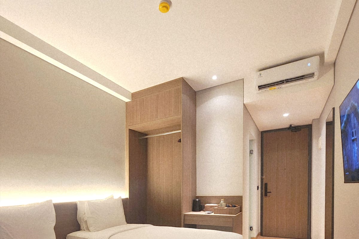 Deluxe Double Room | Free WiFi