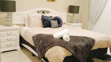 Vila Deluks, 1 Tempat Tidur King, pemandangan halaman, area taman | Kedap suara dan Wi-Fi gratis