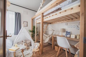 WiFi, bed sheets - d.d.d home/One private  Terrace Family CR Max7ppl (Higashihamacho, Date)