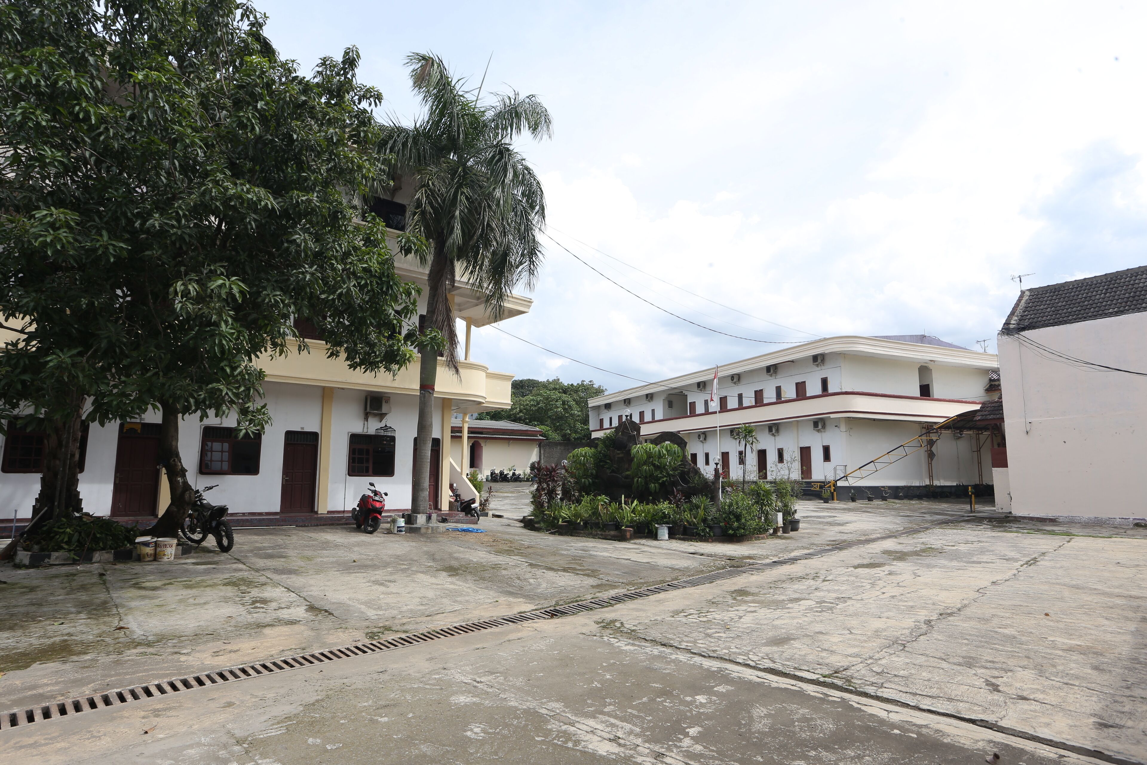 Vista frontal de la propiedad