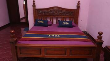 Deluxe Double Room | Desk, free WiFi