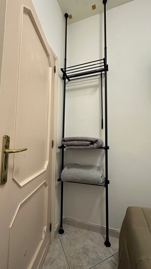 Room, 1 Bedroom | Interior - Room-cozy Room in Central Catania With E (Catania)