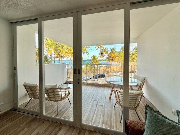 Interior - Spacious, bright, and airy oceanfront 3-bedroom apartment in serene Luquillo (Luquillo)