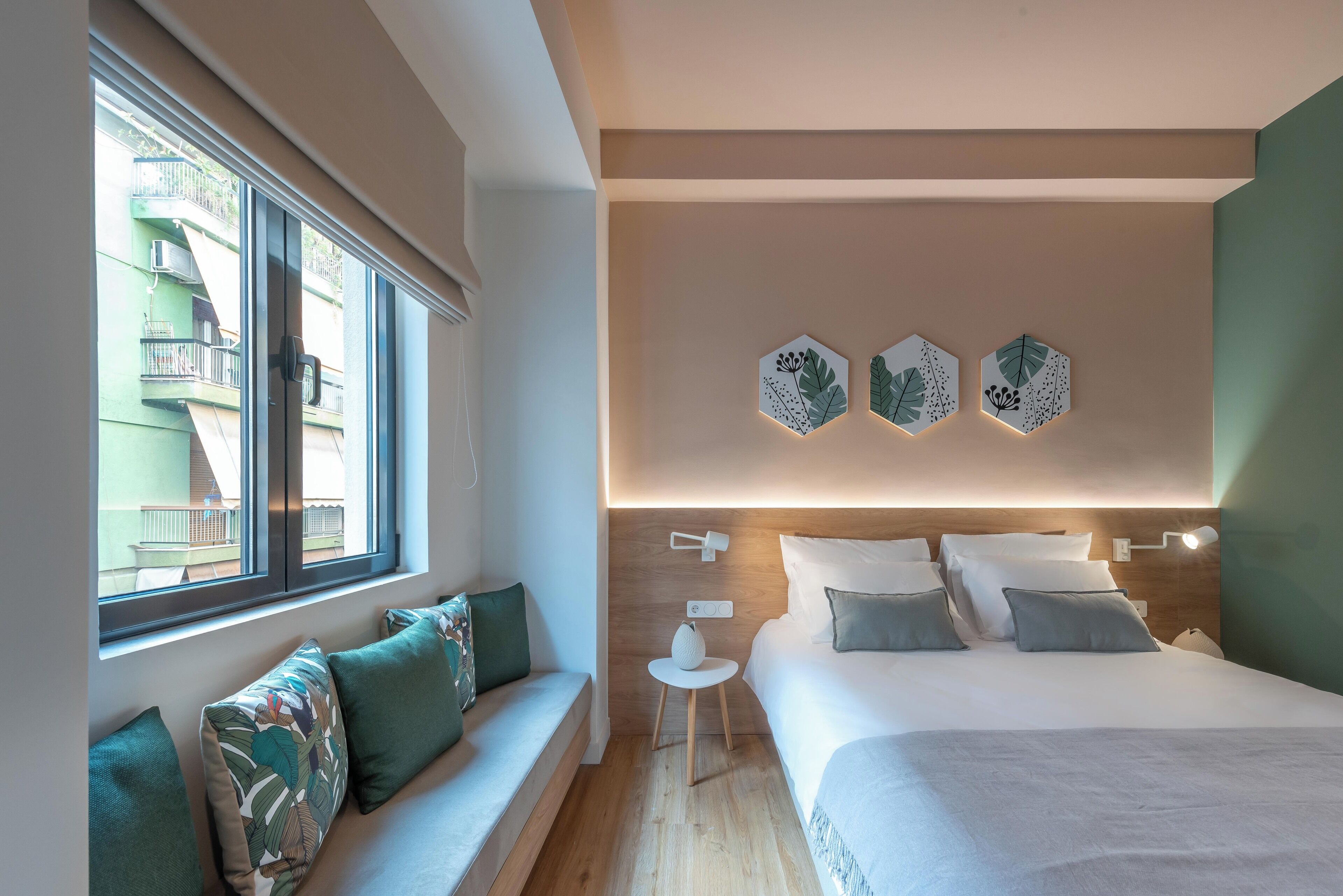 Double Room, City View | Egyptian cotton sheets, premium bedding, minibar, desk