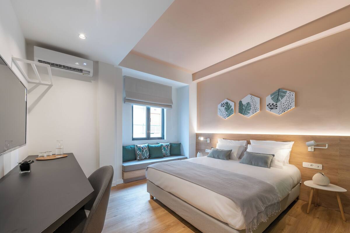 Standard Double Room, City View | Egyptian cotton sheets, premium bedding, memory foam beds, minibar