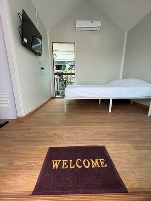Comfort Bungalow, Private Bathroom, Sea View | Free WiFi