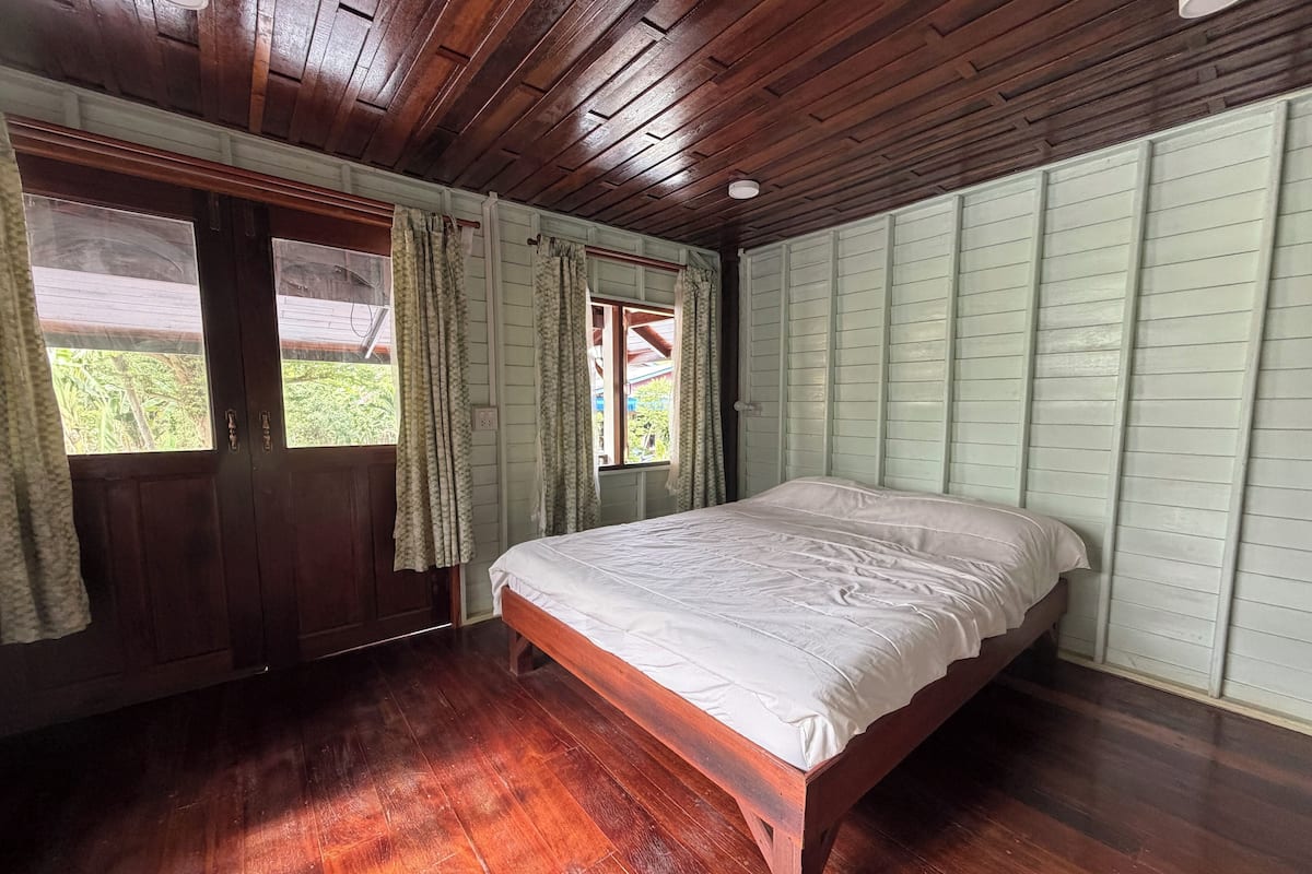 Comfort Bungalow, Balcony, Sea View | Free WiFi