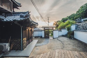 Property grounds - AKIYATO Sei-Jima Retreat (Seicho, Sakaide)