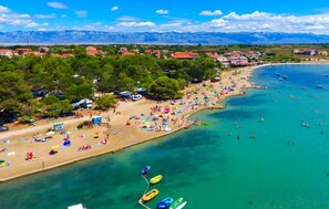 Beach - Beautiful home in Privlaka (Privlaka)