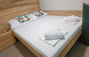 2 bedrooms, free WiFi - Beautiful home in Privlaka (Privlaka)