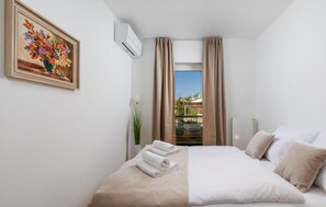 3 bedrooms, free WiFi - Beautiful apartment in Kostrena (Kostrena)