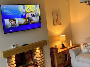 Living area - Wardenlea holiday home (Preston)