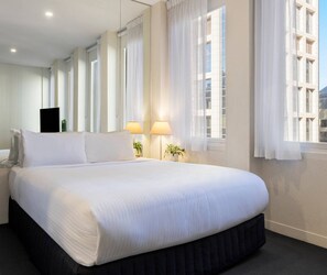 2 bedrooms, iron/ironing board, Internet, bed sheets - Edtrack APT -  near Crown Casino (Melbourne)