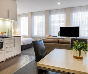 Interior - Edtrack APT -  near Crown Casino (Melbourne)
