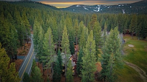 Aerial view - Near Ski Resorts, Downtown Truckee, & Donner Lake | Basque Lodge by AvantStay (Truckee)