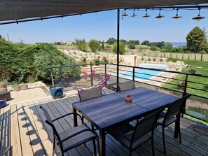 Outdoor dining - Charmante Ferienwohnung La Martinelle by Interhome (La Begude de Mazenc)