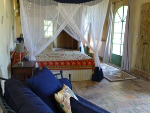 Internet - Finca "Mas de l'Aire" mit Infinity-Pool by Interhome (Cros)