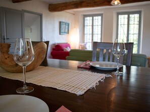 Dining - Finca "Mas de l'Aire" mit Infinity-Pool by Interhome (Cros)