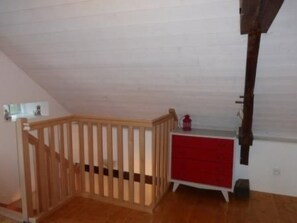 Interior - Gemütliches Steinhaus mit toller Sonnenterrasse inmitten von Feldern und Wiesen by Interhome (Cuillé)