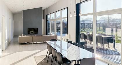 Gorgeous home in Odder with WiFi