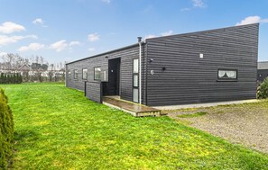 Exterior - Gorgeous home in Odder with WiFi (Odder)