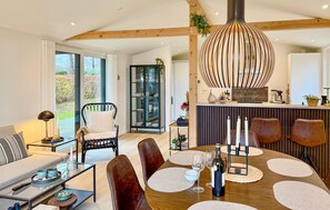 Interior - Stunning home in Børkop with house sea view (Børkop)