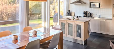 冰箱、炉灶、洗碗机、茶具/咖啡用具