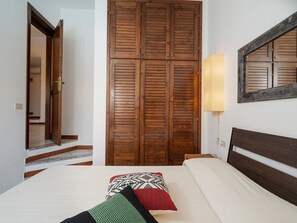 Internet - in Costa Paradiso mit Eigenem Pool by Interhome (Costa Paradiso)