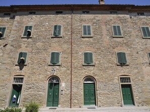 Exterior - für 2 Personen  + 1 Kind ca. 65 m² in Cortona, Toskana (Provinz Arezzo) by Interhome (Cortona)