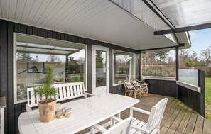Outdoor dining - Stunning home in Sydals with WiFi (Sydals)