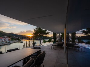 Outdoor dining - Villa Diva Korcula by Interhome (Zrnovo)